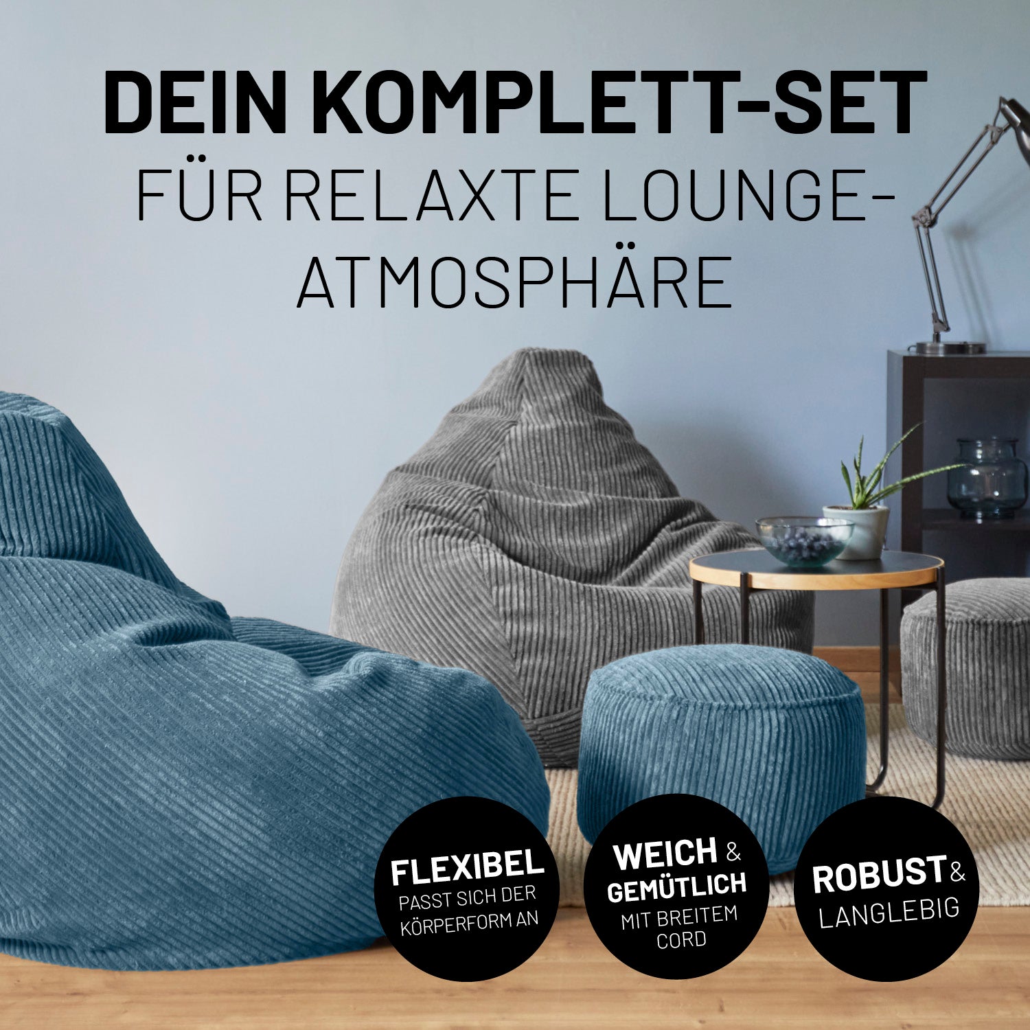 Navyblaues Sitzsack-Set aus Cordstoff in moderner Lounge. Icons mit "Flexibel - Passt sich der Körperform an", "Weich & Gemütlich" und "Robust & Langlebig."