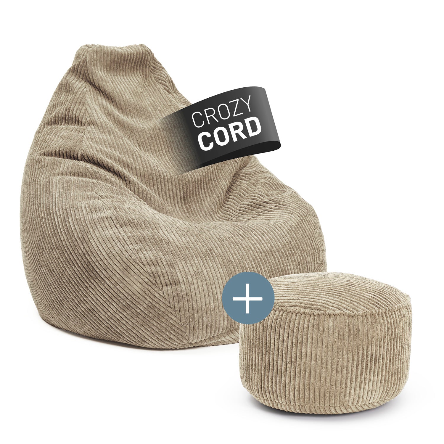 LUMALAND Relax Set Cord in Beige bestehend aus GIANT Cord Sitzsack und Cord Pouf vor weißem Hintergrund mit Fahne "Crozy Cord".