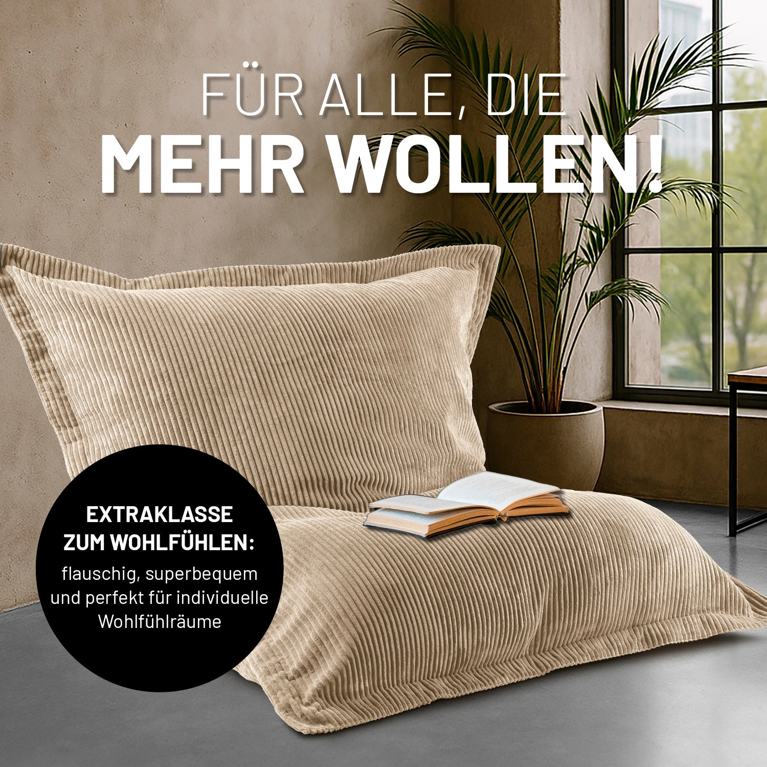 Beiger Sitzsack in Cord in einem minimalistischen Wohnzimmer, Icon "Extraklasse zum Wohlfühlen".