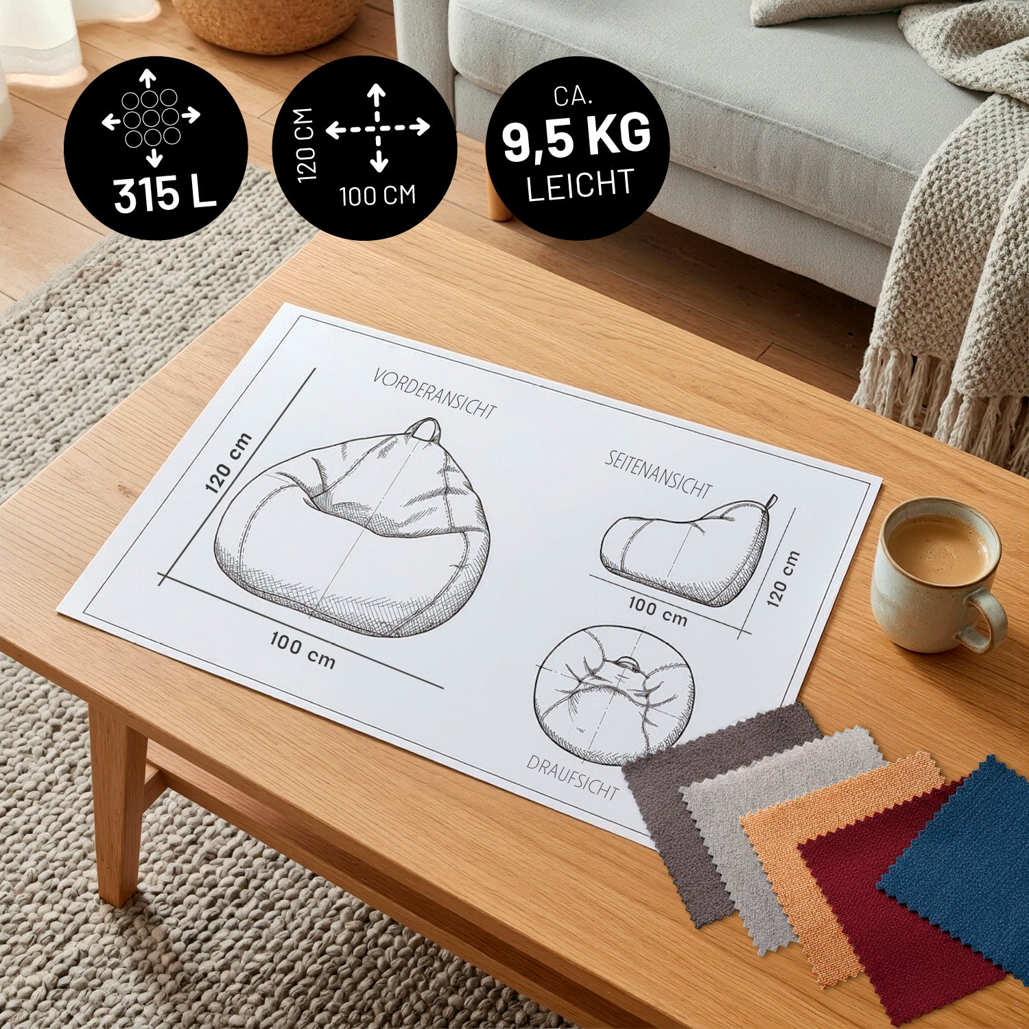 Skizze mit Maßen eines runden Sitzsacks auf einem Couchtisch: 315 L, ca. 100x120 cm, ca. 9,5 kg; daneben Stoffmuster und Kaffee.