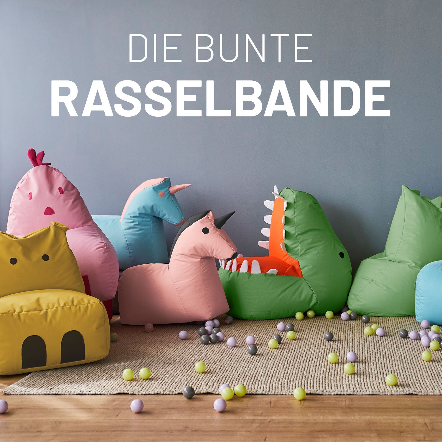 Kindersitzsäcke aus der Animial Line in einem Kinderzimmer: Hippo, Chick, Einhorn, Dino und Monster.