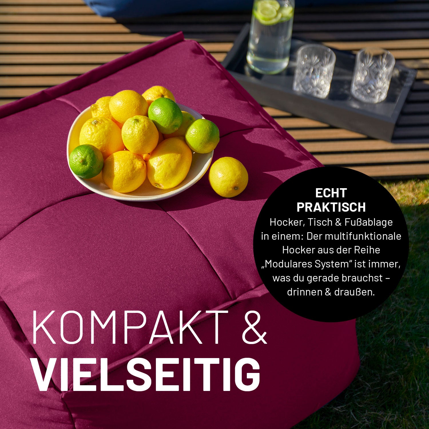 Vielseitiger weinroter Hocker für drinnen & draußen nutzbar als Tisch, Fußablage oder Hocker mit abgestellten Obst.