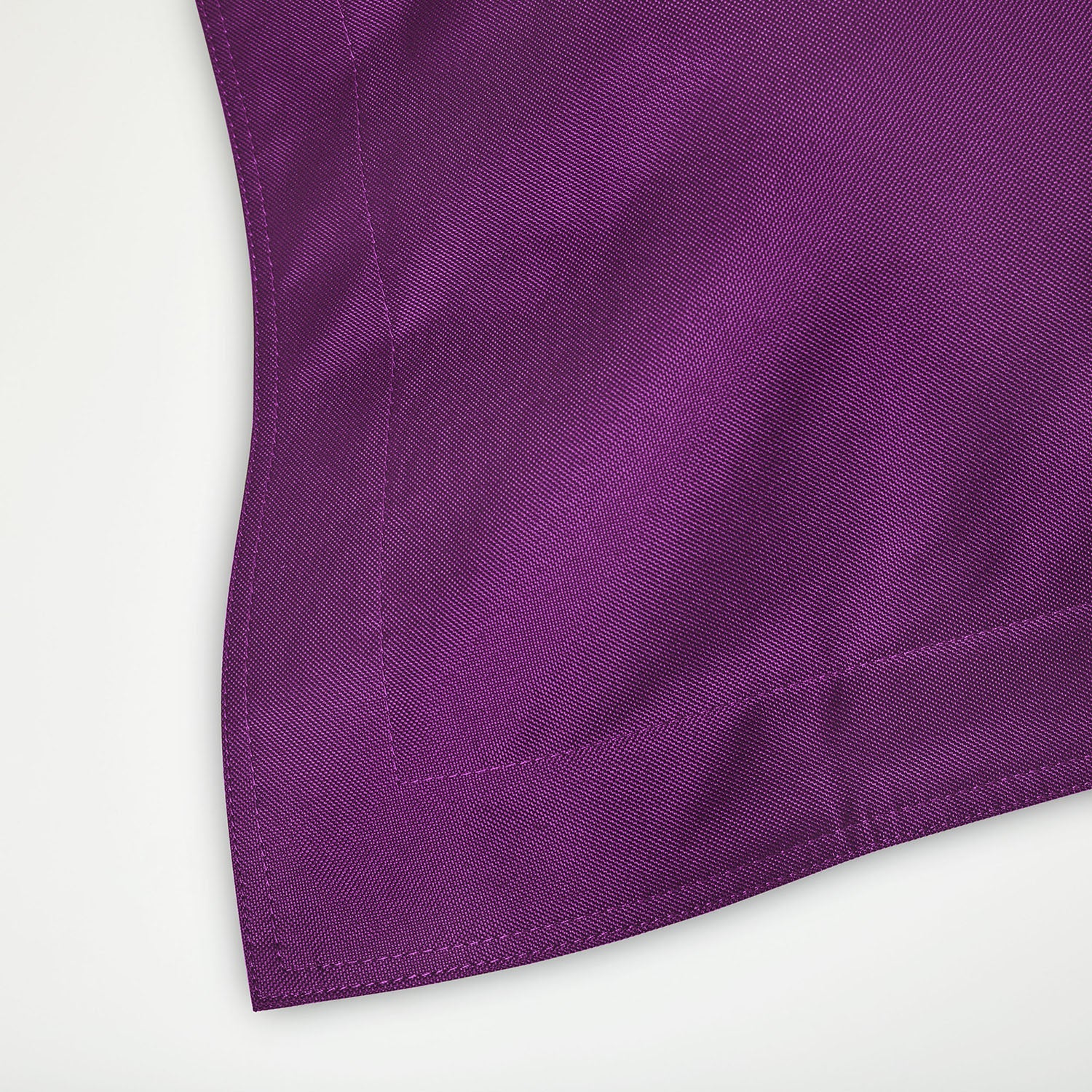 Detailansicht der lilanen Sitzsack-Hülle für den XXL-Sitzsack von LUMALAND.