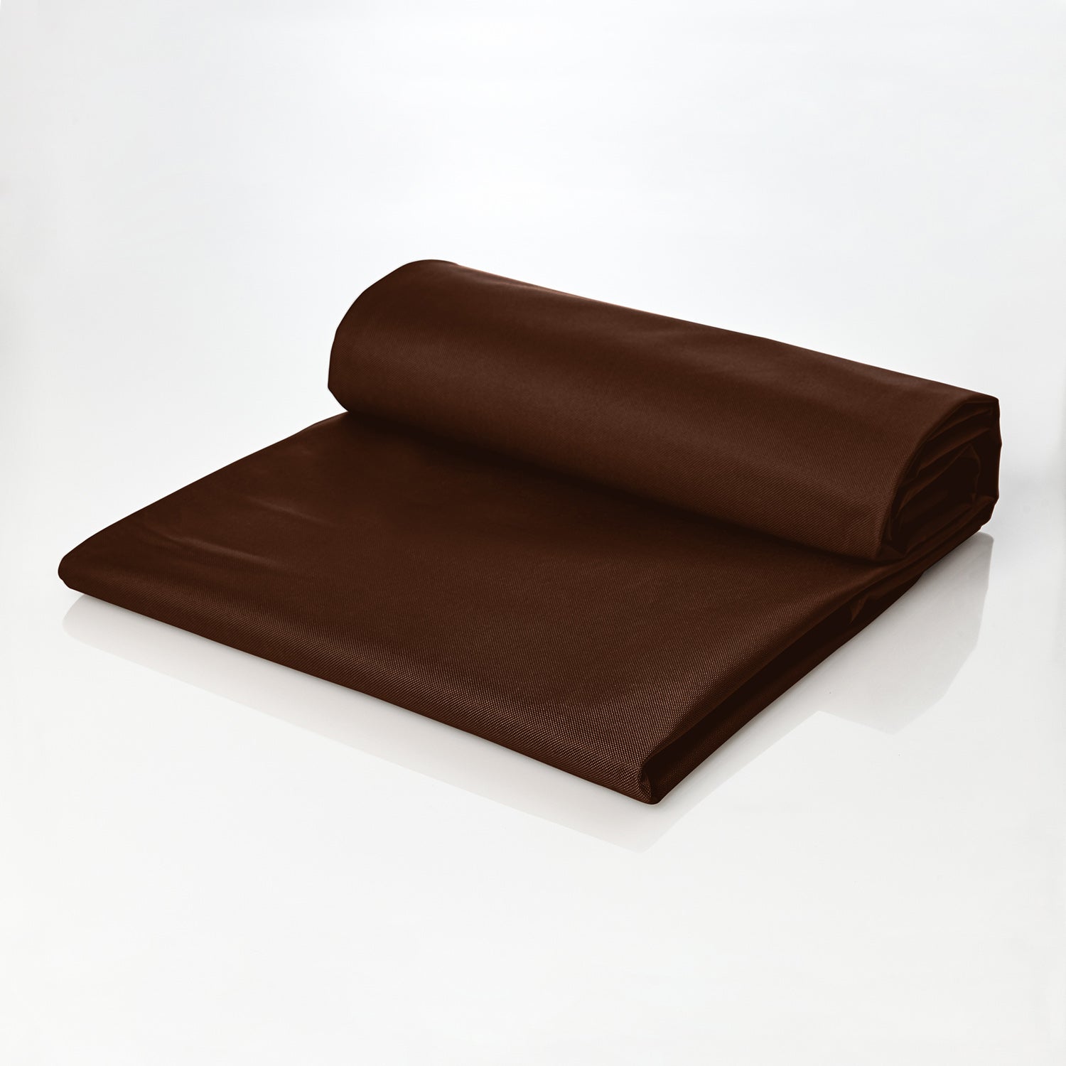 Sitzsackhülle für den LUMALAND XXL-Sitzsack in Braun, halb aufgerollt, halb ausgebreitet.