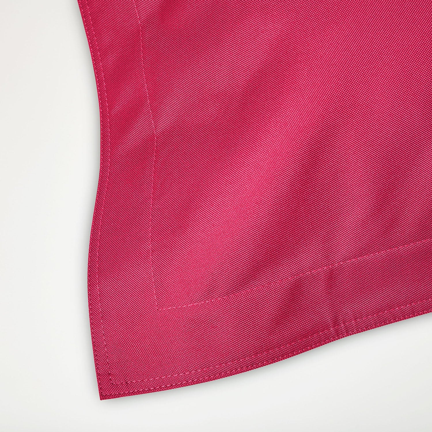 Detailansicht der pinken Sitzsack-Hülle für den XXL-Sitzsack von LUMALAND.