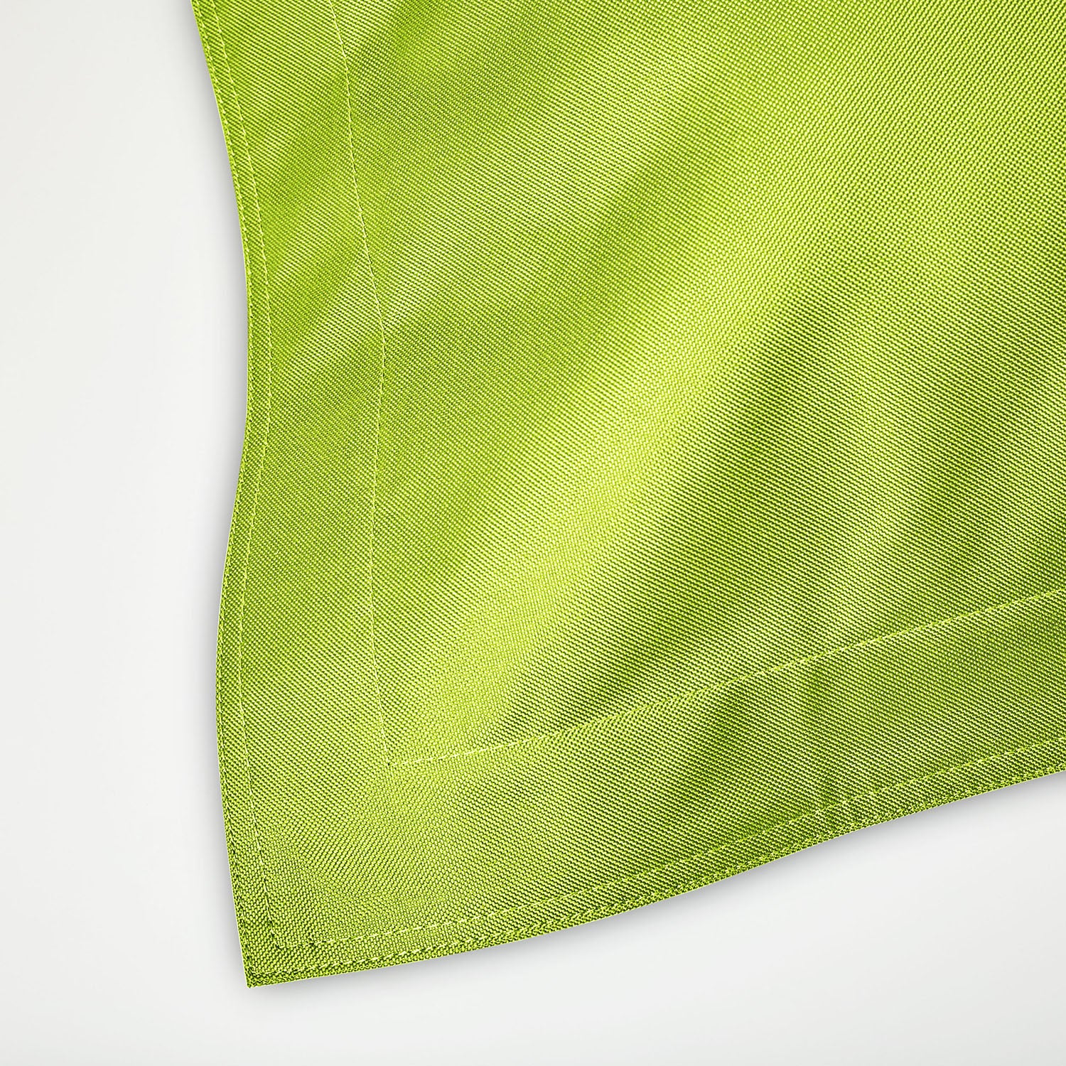 Detailansicht der apfelgrünen Sitzsack-Hülle für den XXL-Sitzsack von LUMALAND.