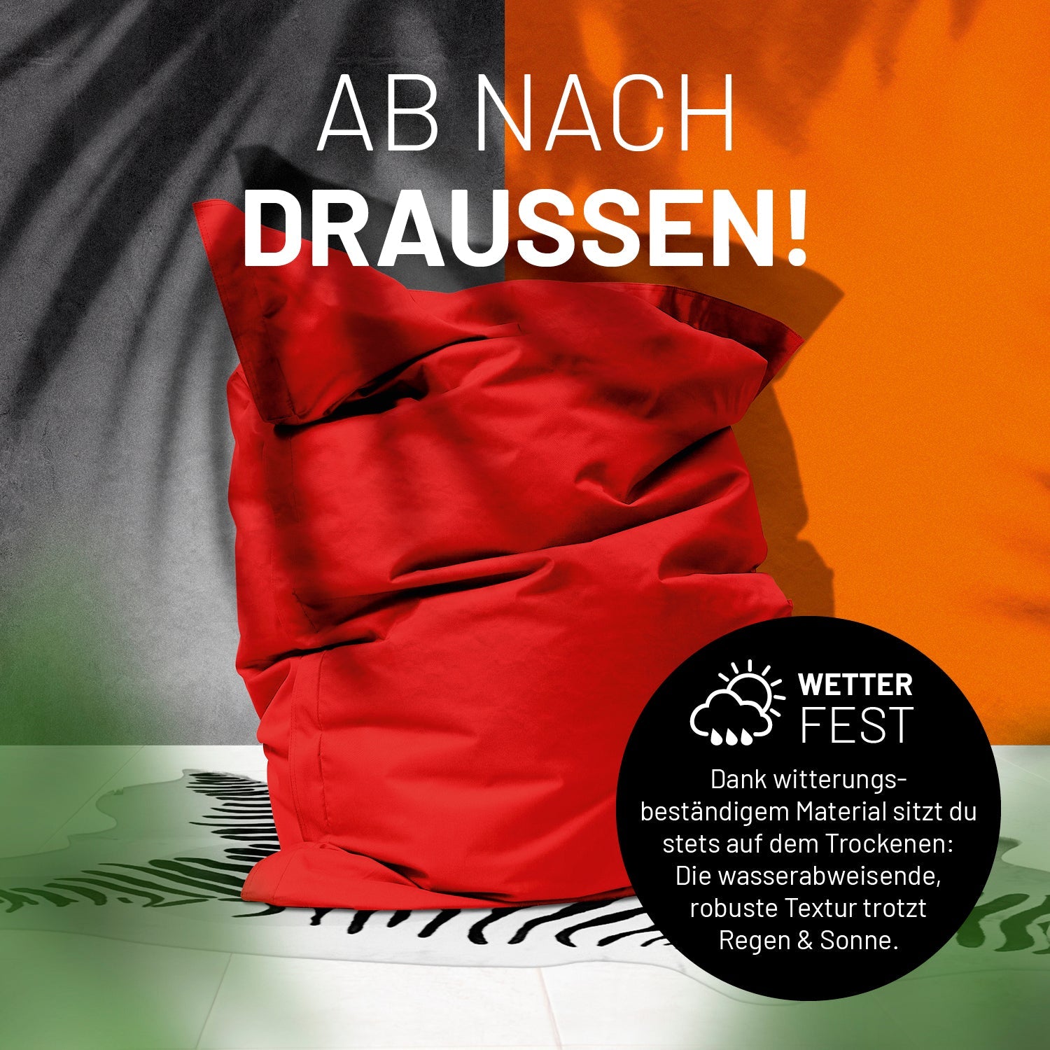 Sitzsack in Rot auf einer Terrasse mit dem Schatten von Palmen - "Wetterfest" und "Witterungsbeständiges Material."
