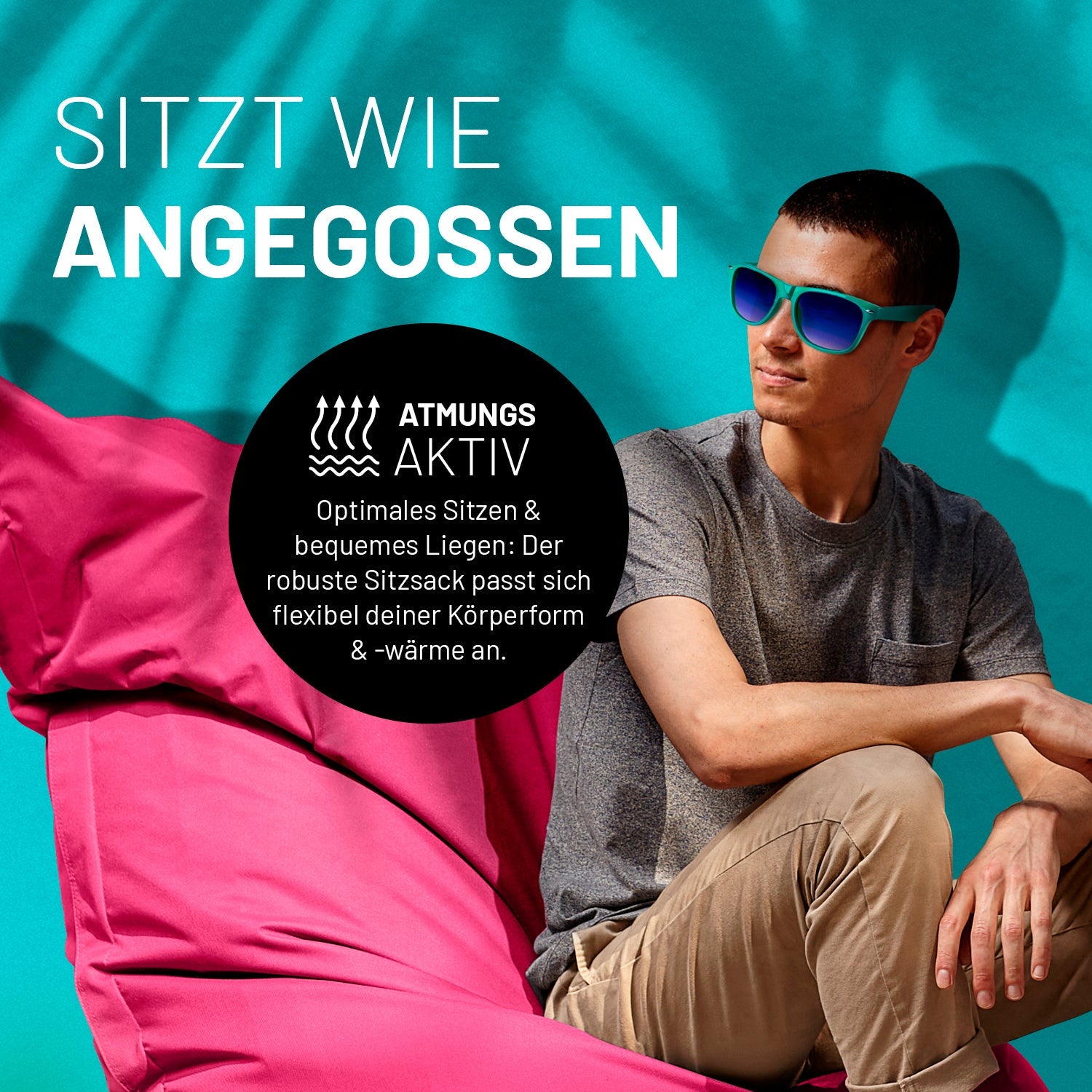 Ein junger Mann entspannt auf dem XXL Sitzsack in Pink. Icon "Atmungsaktiv" und "Passt sich Körperform und -wärme an".