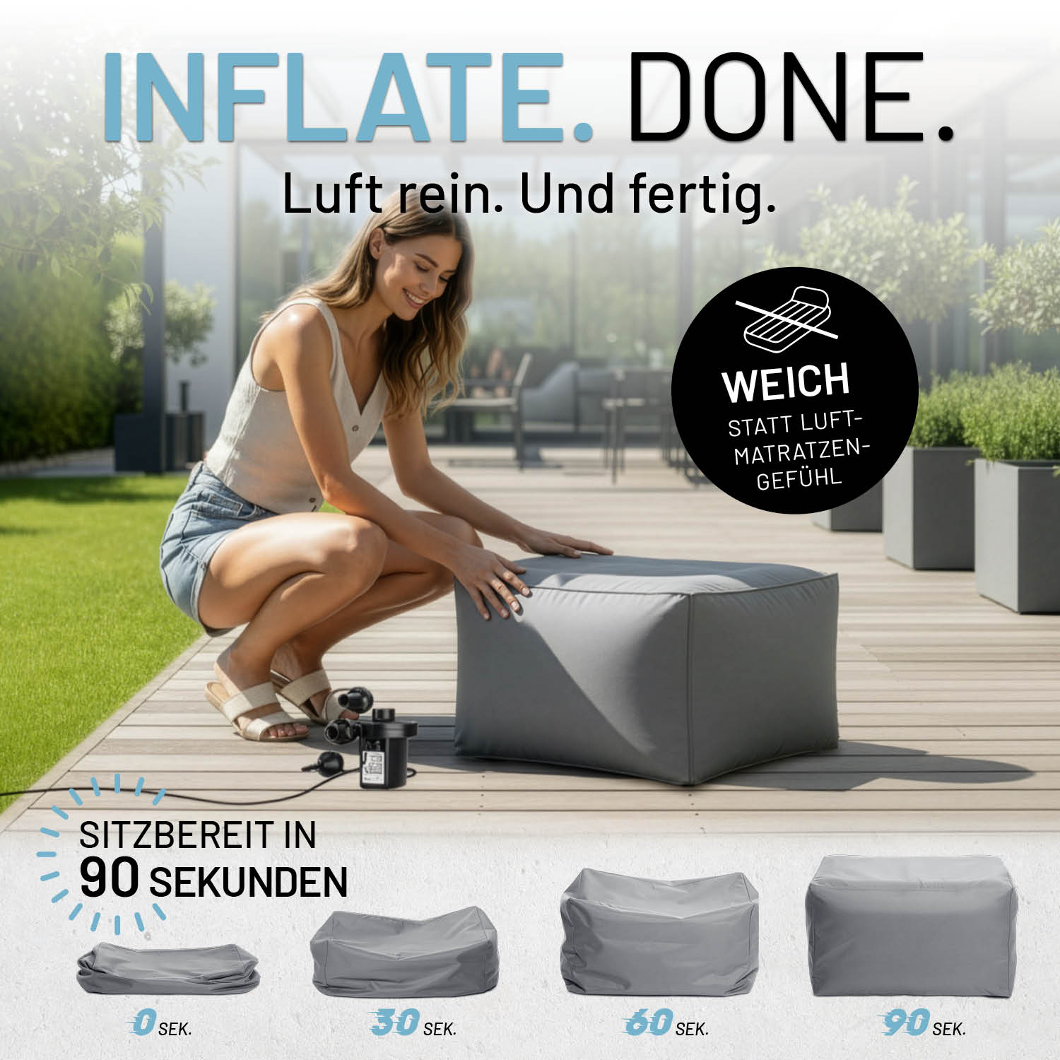 Eine Frau pumpt den grauen aufblasbaren LUMALAND CROZY AIR Hocker auf einer Terrasse auf. In 90 Sekunden sitzbereit. Icon zu "Weich - Statt Luftmatratzen-Gefühl".