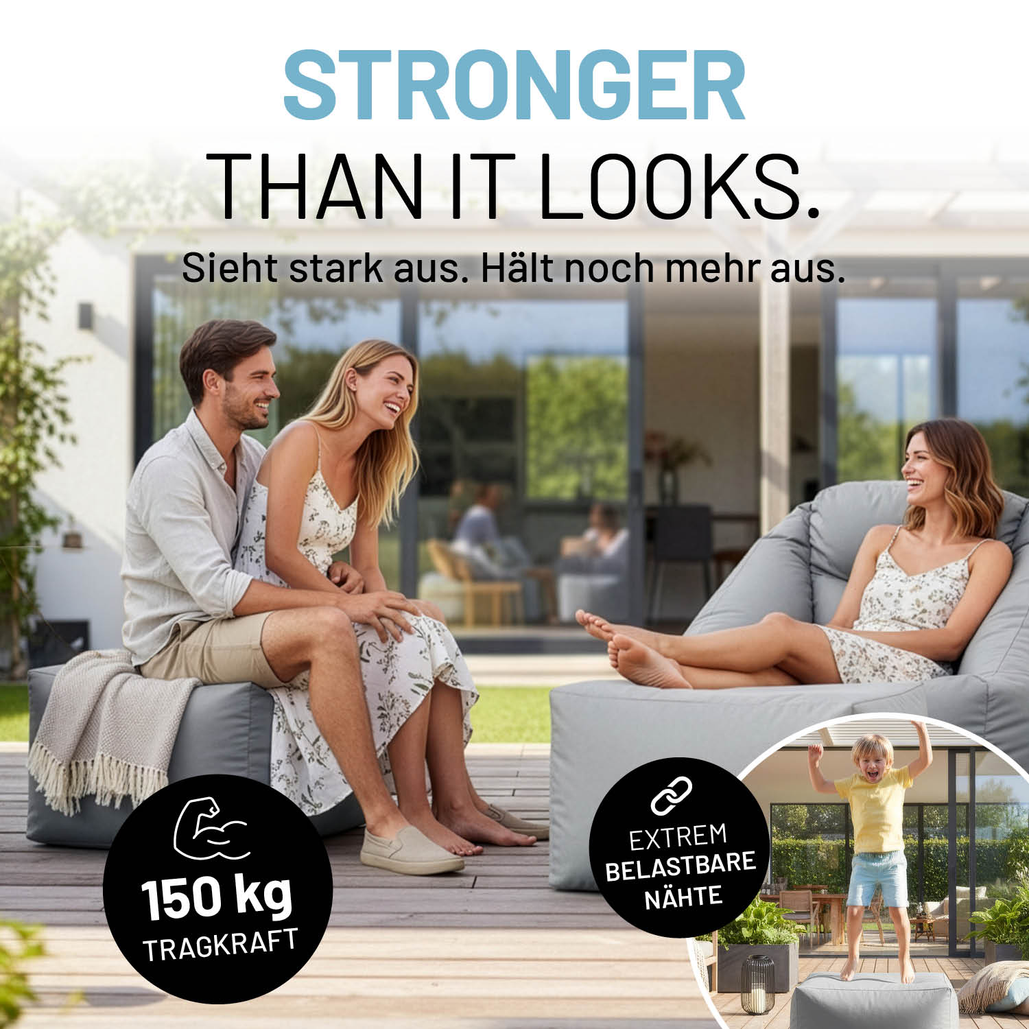 Drei Personen entspannen auf den grauen Luft-Sitzsäcken und Hocker auf einer Terrasse. Icons zu "150 kg Tragkraft" und "Extrem belastbaren Nähten" mit einem Kind was auf dem Hocker rumspringt.