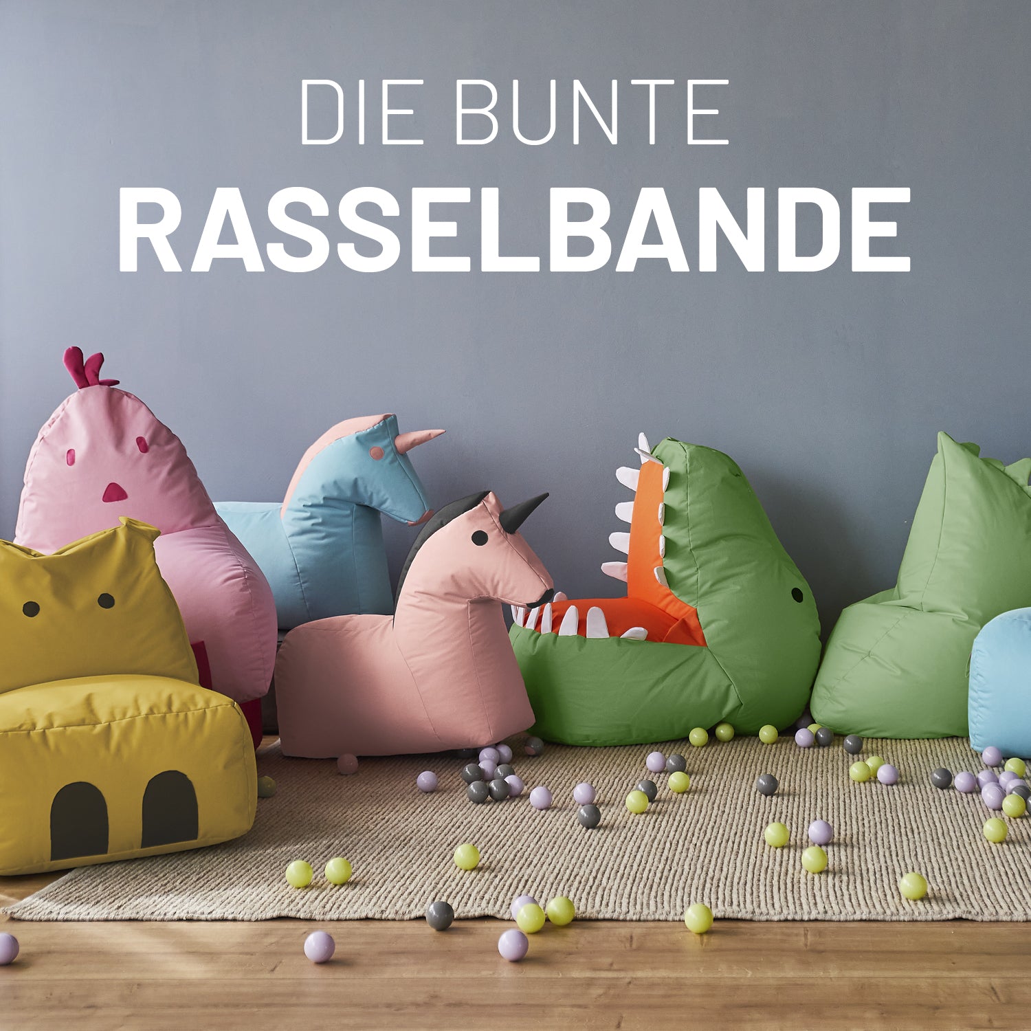 Kindersitzsäcke aus der Animial Line in einem Kinderzimmer: Hippo, Chick, Einhorn, Dino und Monster.