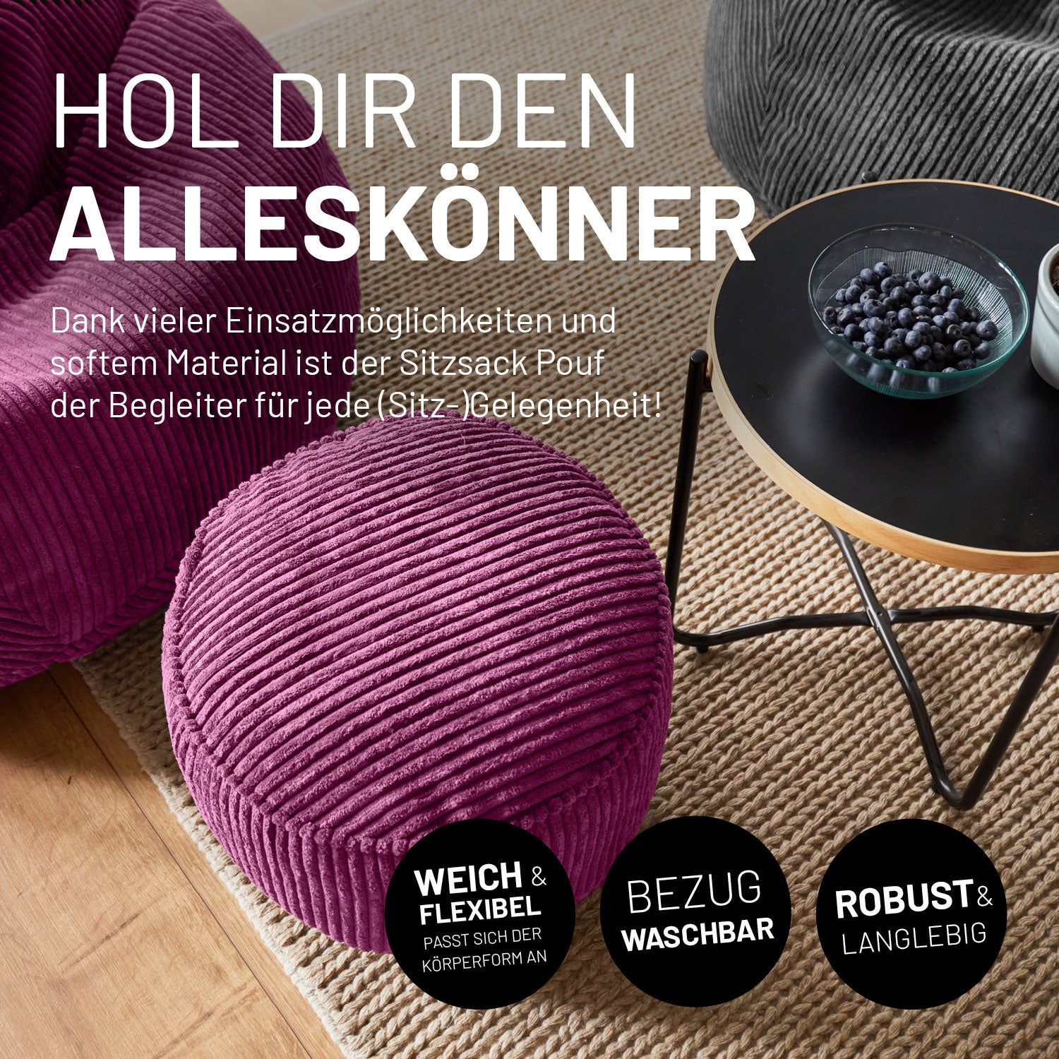 Weinroter CORD-Pouf im Wohnzimmer inkl. Icons zu "Weich & Flexibel", "Bezug waschbar" und Robust & Langlebig".