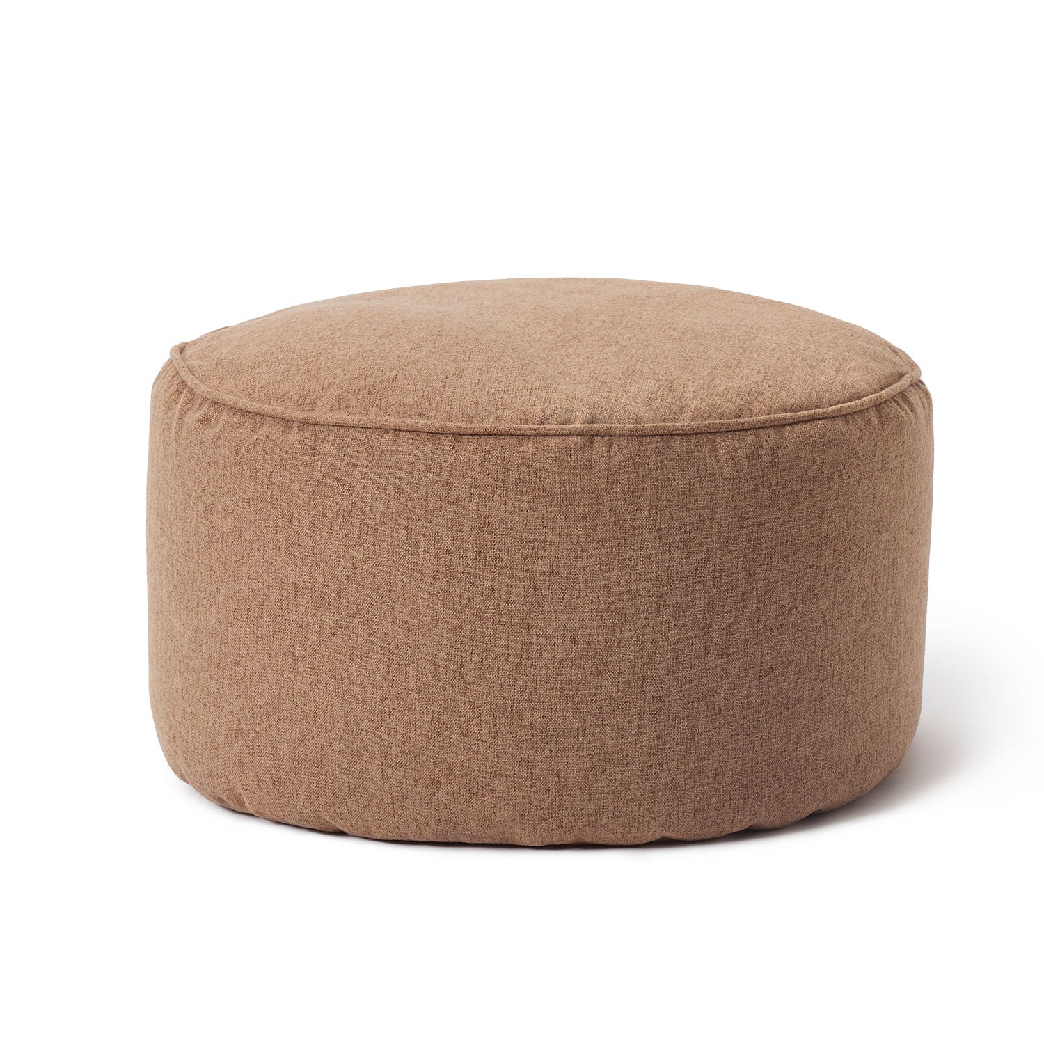 Sitzsack-Hocker Pouf Comfort Line in Braun vor weißem Hintergrund. 