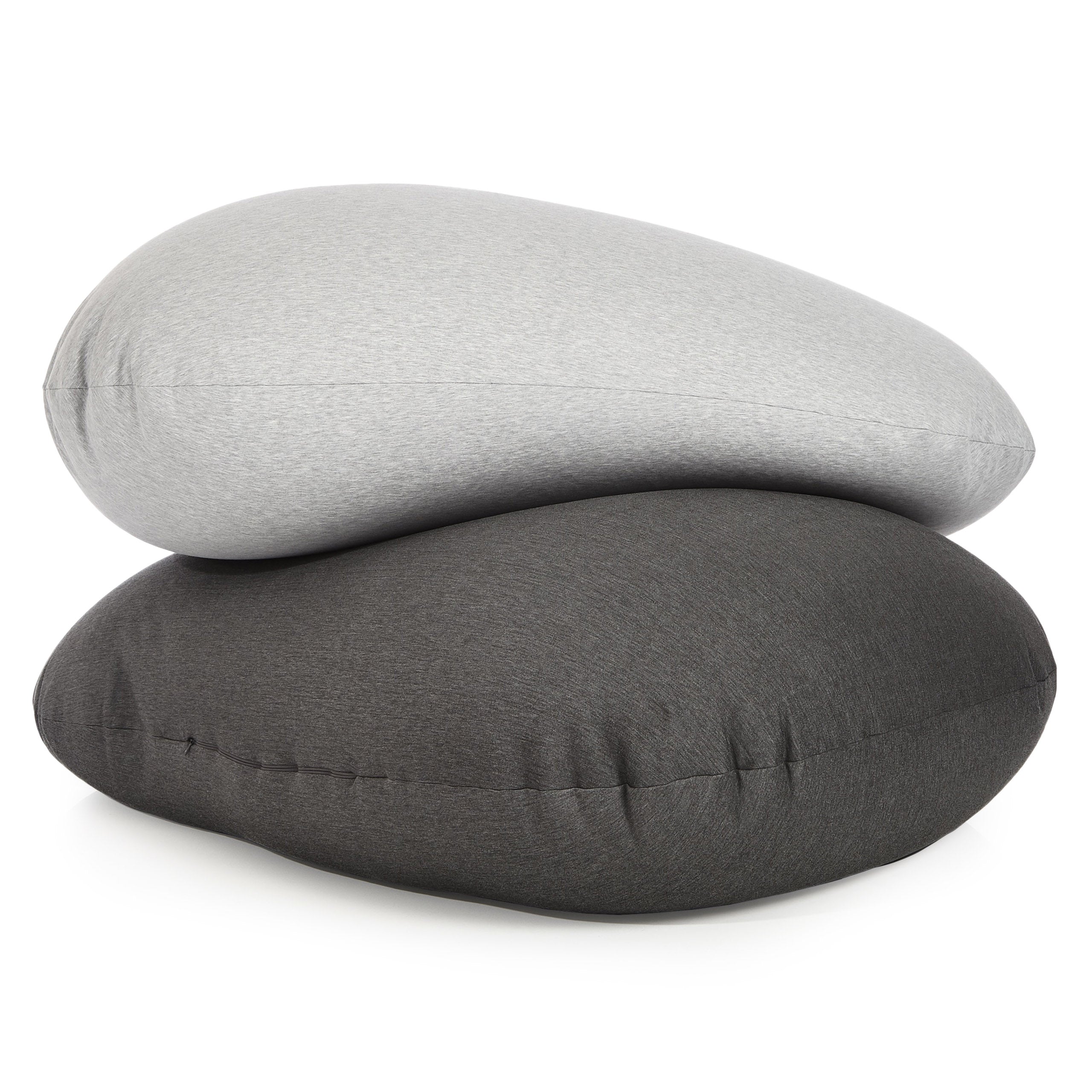 Zwei Flexi Comfort Sitzsäcke aufeinander gelegt, unten Dunkelgrau und oben Hellgrau.