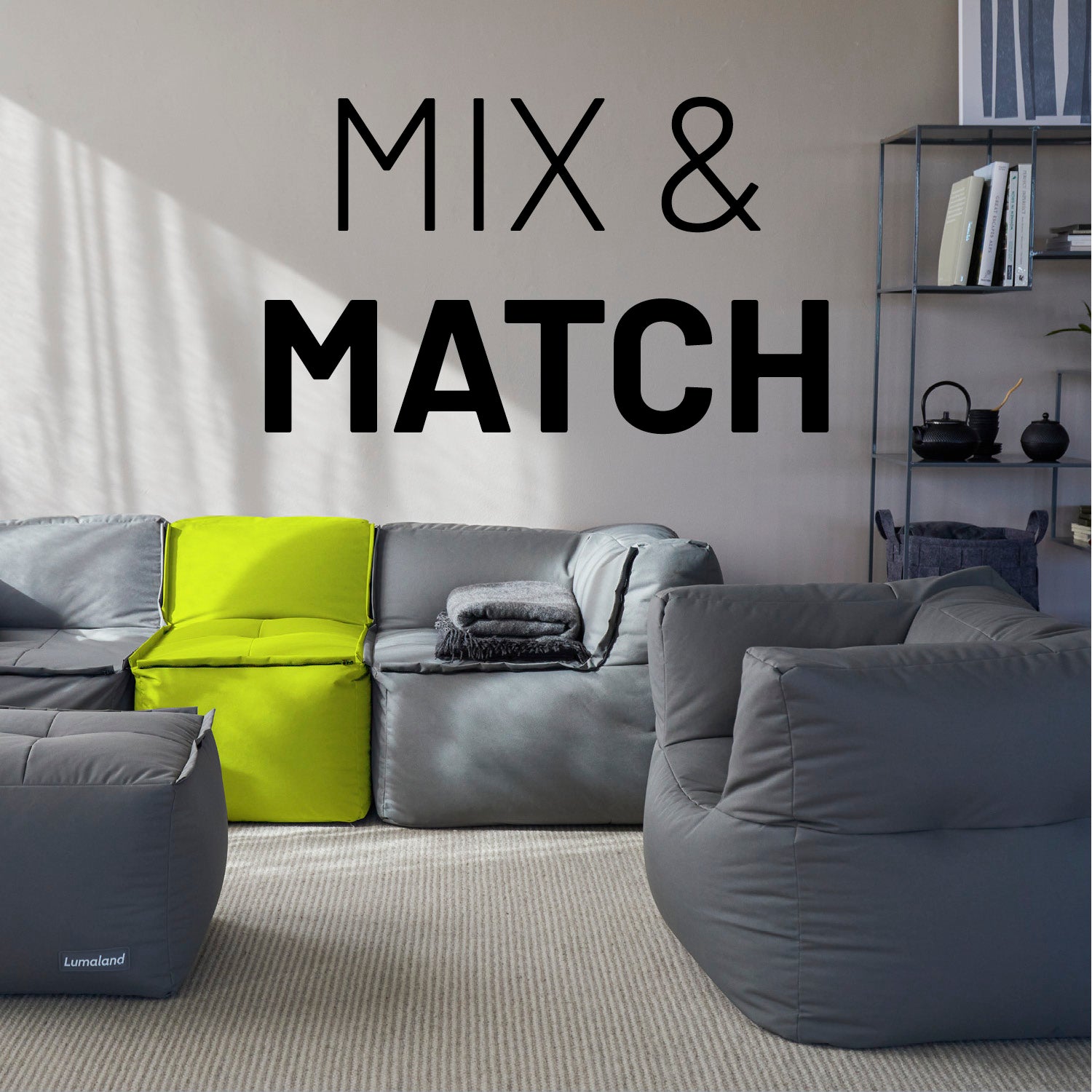 Apfelgrüne und graue Sitzmöbel im Wohnzimmer mit Mix-&-Fix-Reißverschlusses kombinierbar nach Farbe, Größe oder Form.